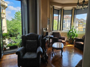 HomeGallery - elegante appartamento Milanese